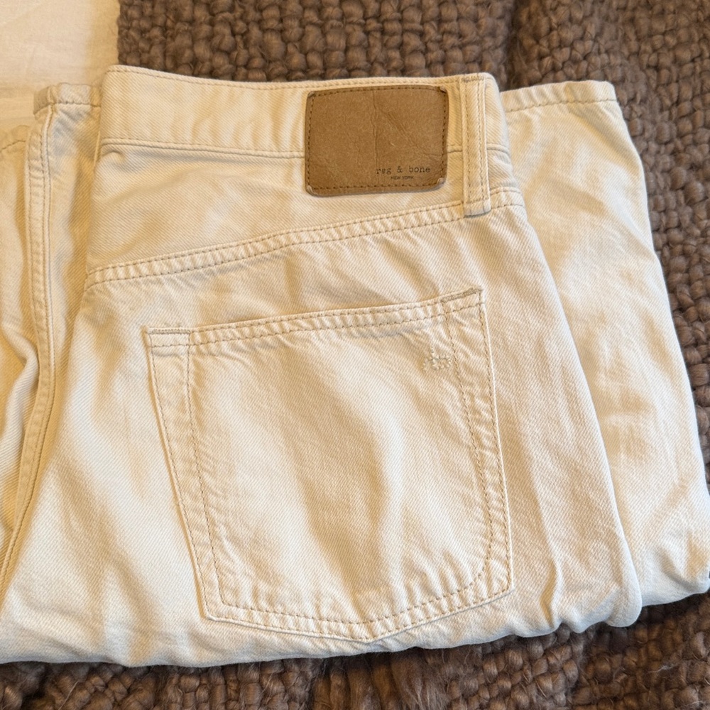 rag & bone Women's Featherweight Logan Wide-Leg Jeans, Ecru - Picture 2 of 3